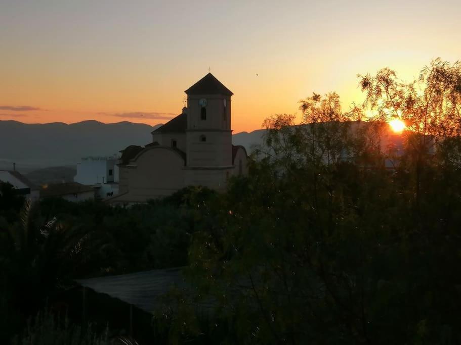 Casa Jardin. Vivienda Rural En Zona Tranquila. Villa Lucainena de las Torres Luaran gambar