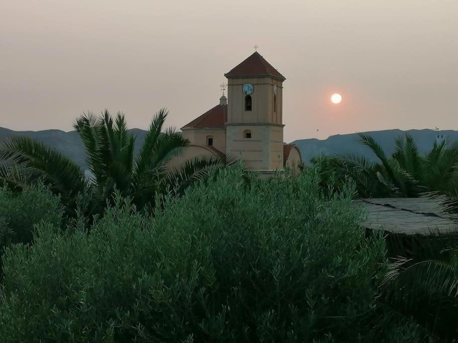 Casa Jardin. Vivienda Rural En Zona Tranquila. Villa Lucainena de las Torres Luaran gambar