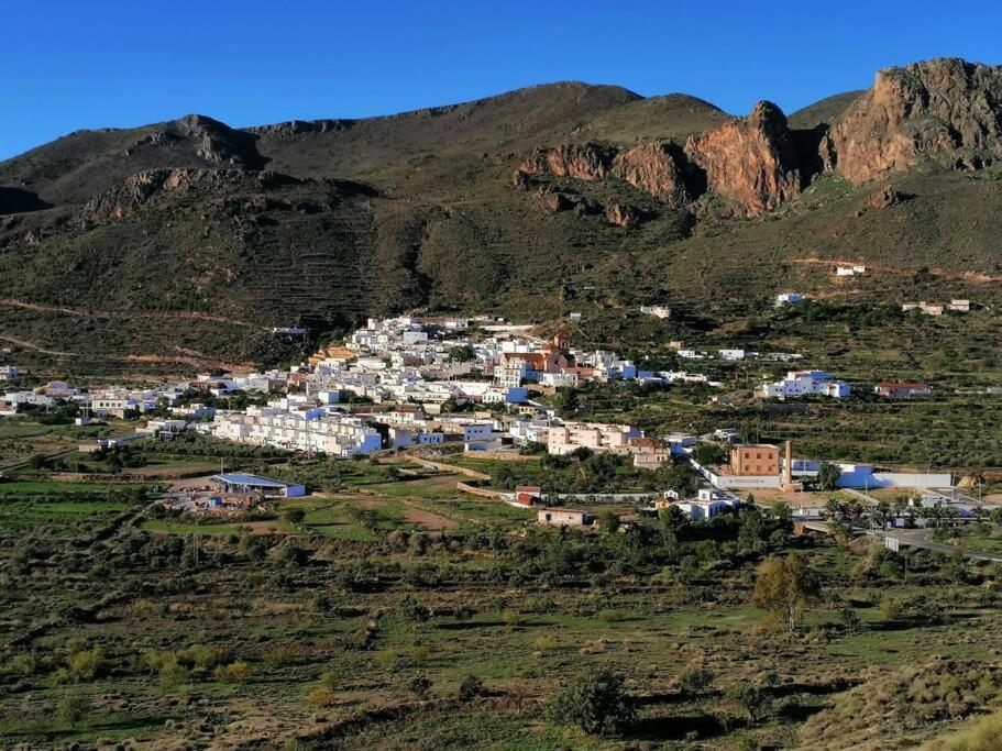 Casa Jardin. Vivienda Rural En Zona Tranquila. Villa Lucainena de las Torres Luaran gambar