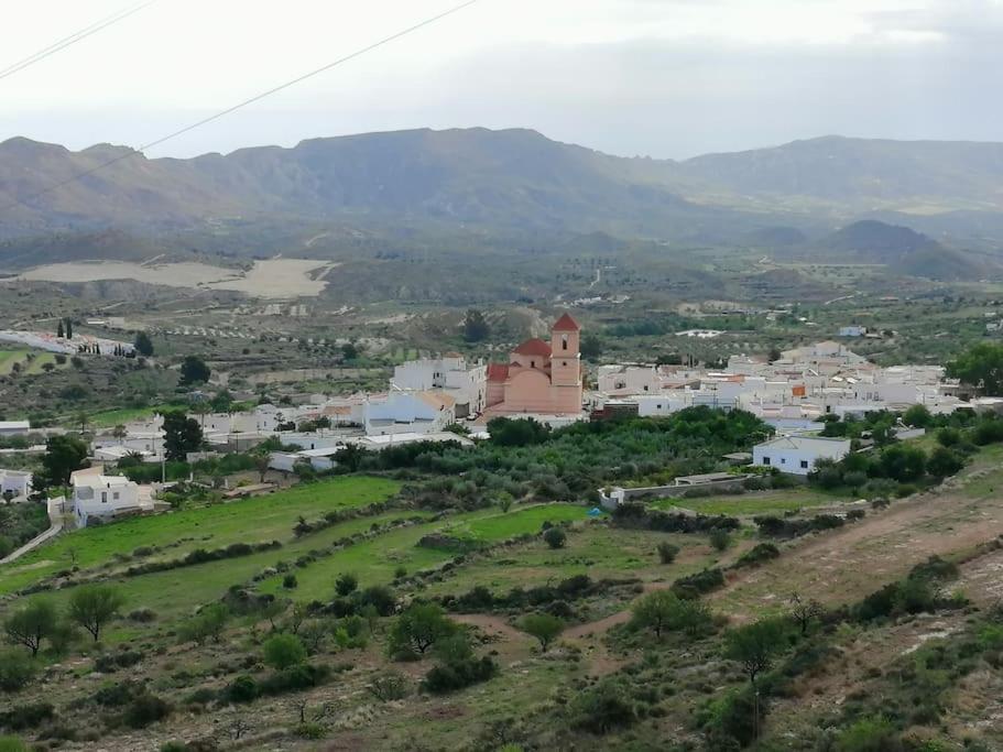 Casa Jardin. Vivienda Rural En Zona Tranquila. Villa Lucainena de las Torres Luaran gambar