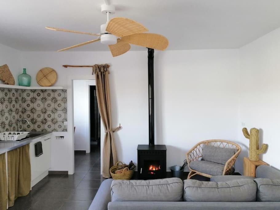 Casa Jardin. Vivienda Rural En Zona Tranquila. Villa Lucainena de las Torres Luaran gambar